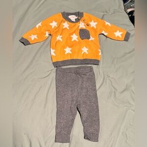 Cat and Jack size newborn outfit from target. NWOT never worn but washed